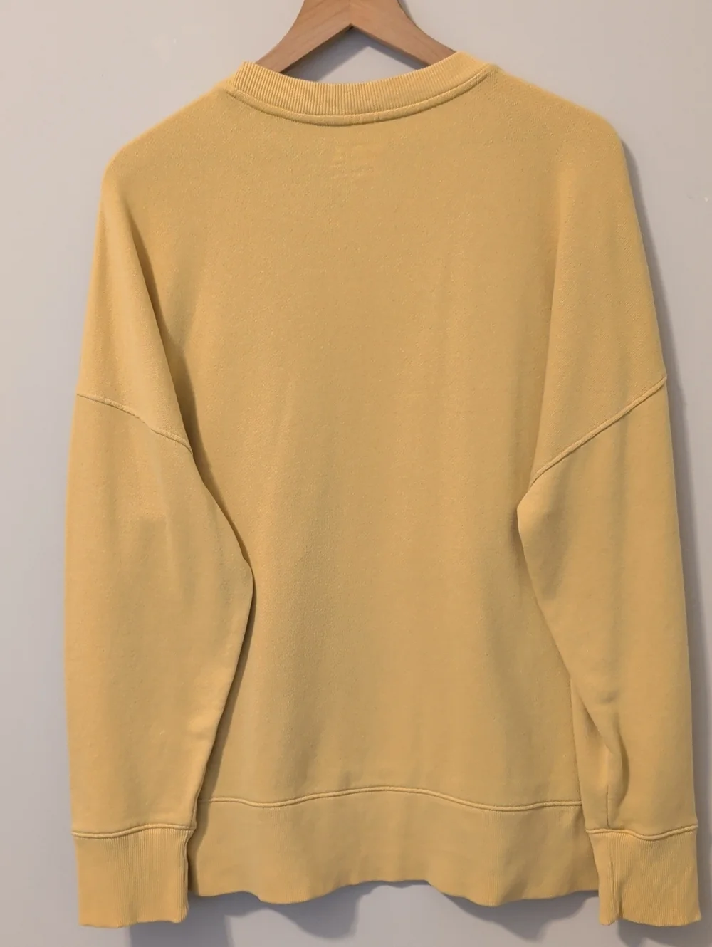 Dutton Ranch Yellowstone Sweatshirt - Picture 5 of 10